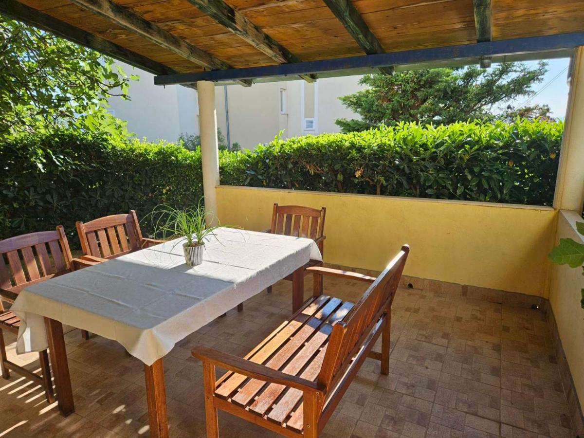 Apartmani Sanja Klenovica Exteriör bild