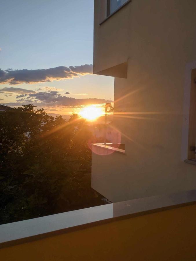 Apartmani Sanja Klenovica Exteriör bild